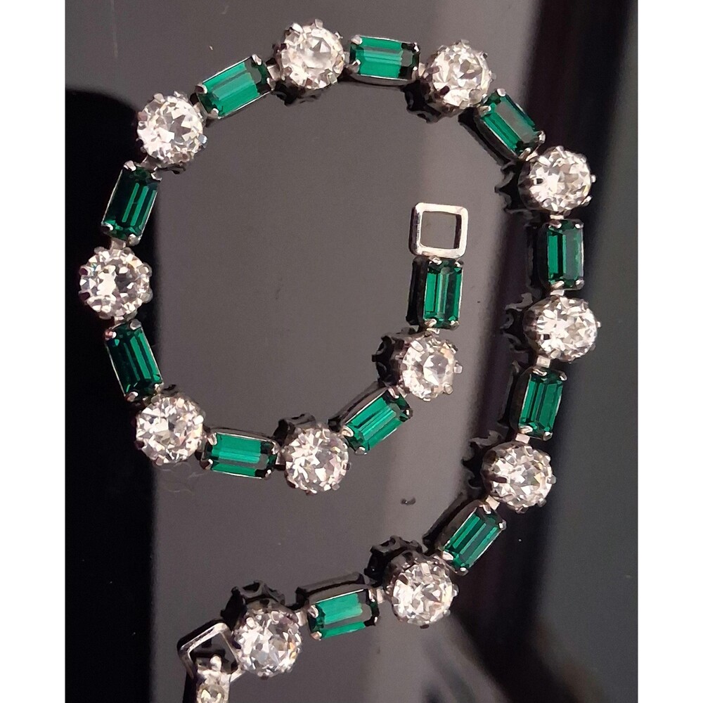 Kramer signed emerald green & clear crystal glass stone tennis bracelet 7" Bague